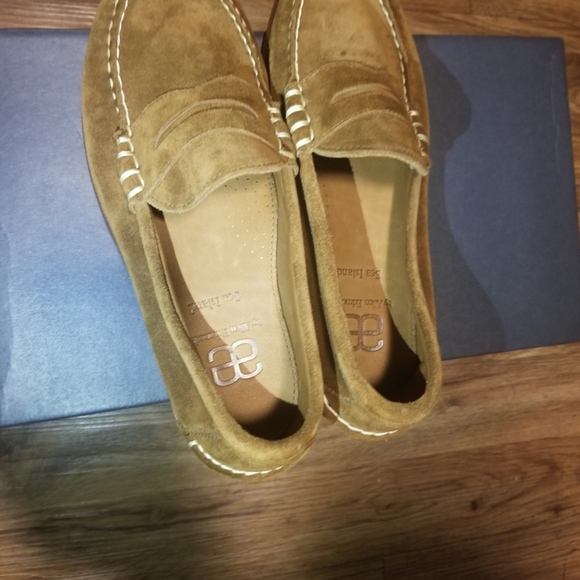 Allen Edmonds Sea Island Suede Loafer main image 5